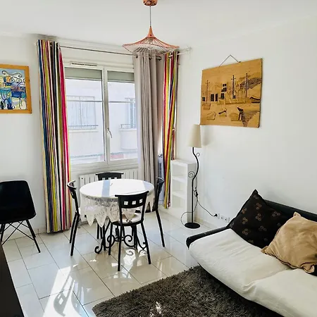 Ideal Pour Visiter Paris Apartment